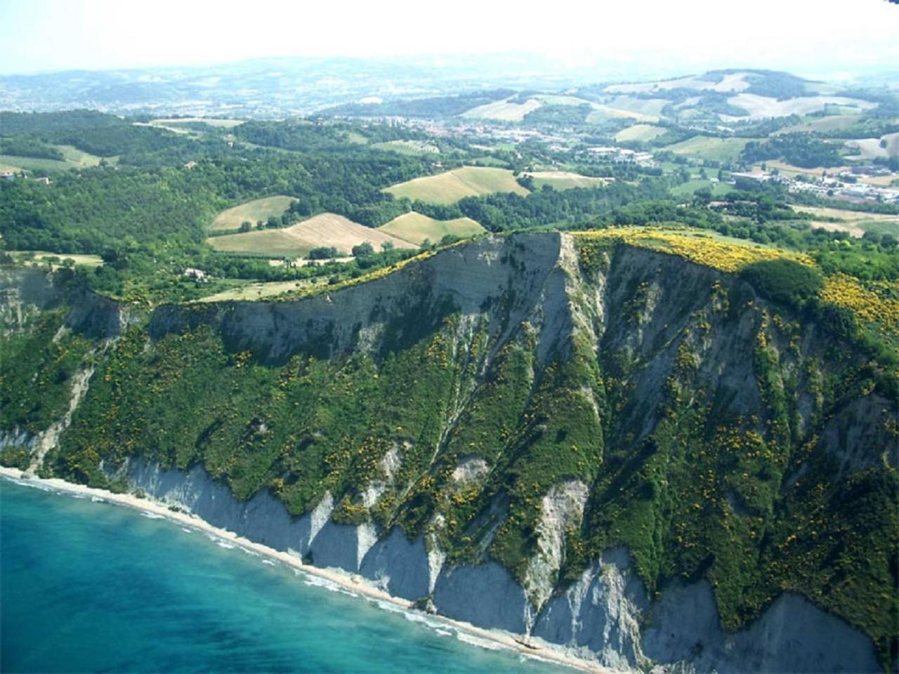 Maison Mare & Monti Pésaro Exterior foto